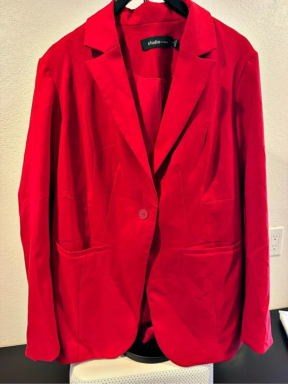 Studio by Torrid Red Blazer Like New (torrid size 1, 14w-16w)
